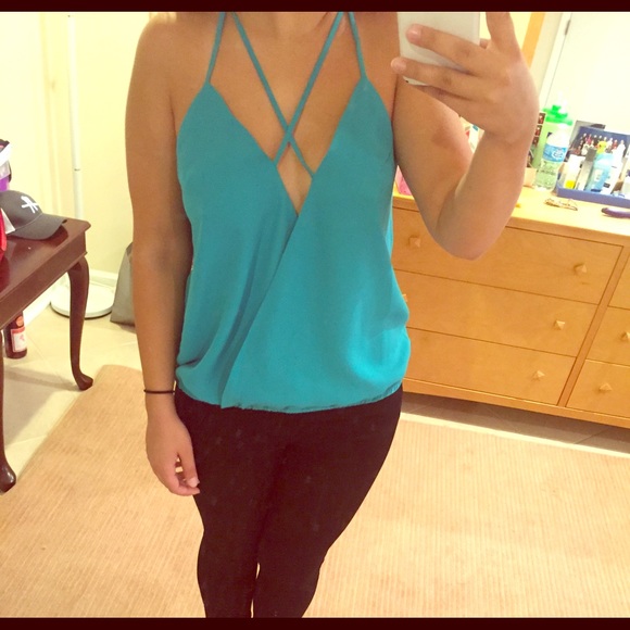 Criss-cross tank top