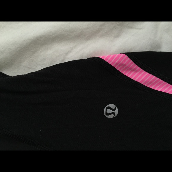 lululemon athletica Pants - LULULEMON- cropped black leggings w/ pink accents