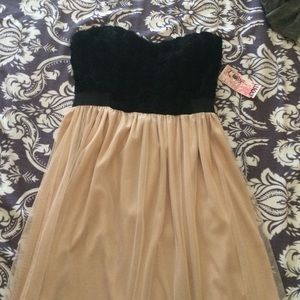Strapless dress