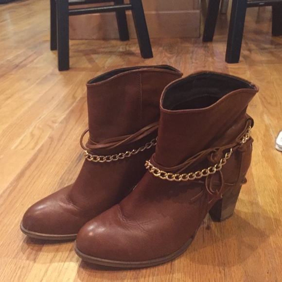 Steve Madden Boots