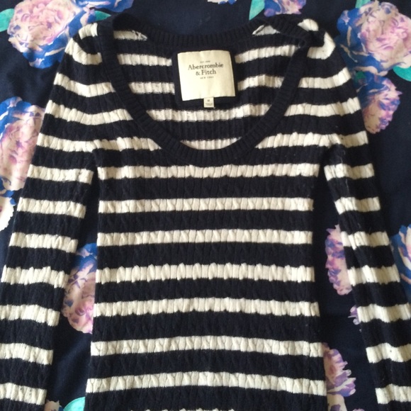 Abercrombie & Fitch striped sweater