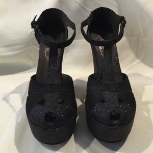 Nine West Vintage America by Karen Elson