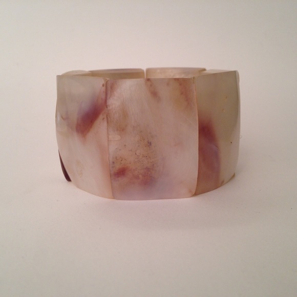 Shell stretch cuff - Picture 2 of 3