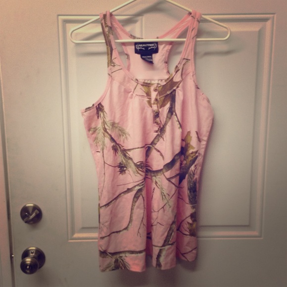 Realtree Pink Camo Tank Top.