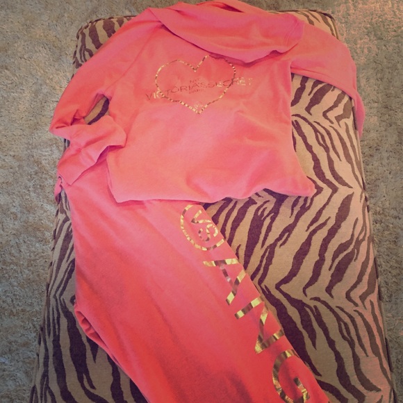 Coral VS sweatsuit 🌸 top small bottoms medium