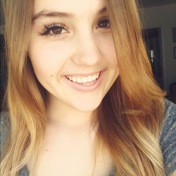 Meet your Posher, Isabella