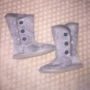 grey uggs with buttons