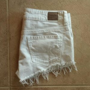 White American Eagle size 4 shorts!