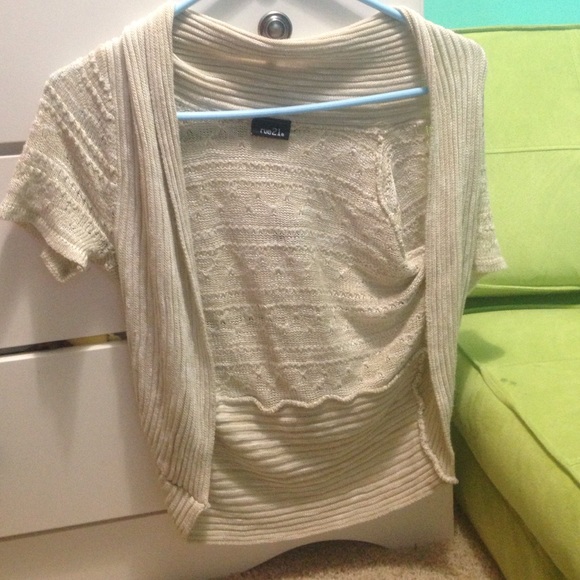 short-sleeved cardigan