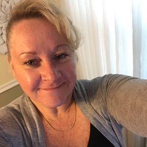 Meet your Posher, Tina