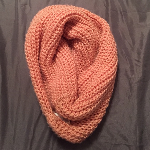 Infinity Scarves - Picture 2 of 3