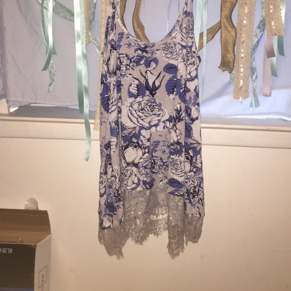 Cute high low spaghetti strap tank