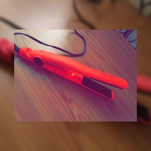 Revlon Straightener 🌺