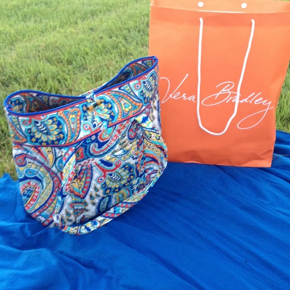 Brand-new Vera Bradley large tote