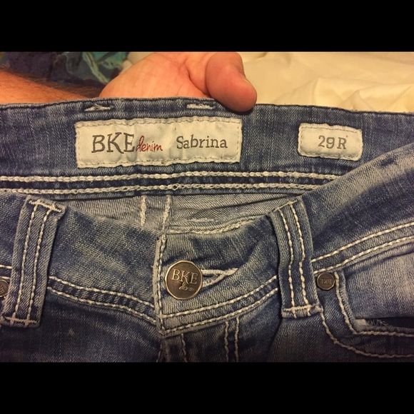 Buckle BKE Sabrina size 29 Boot Cut Jean