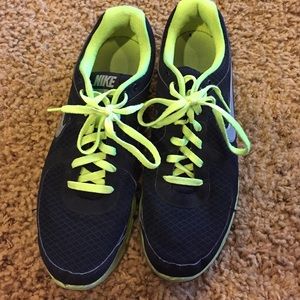 Black and yellow nikes