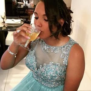 Meet your Posher, Aurora