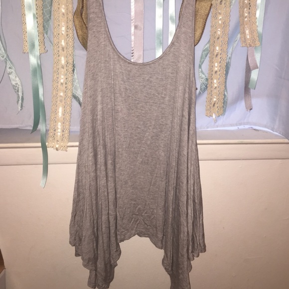 Flowy grey tank