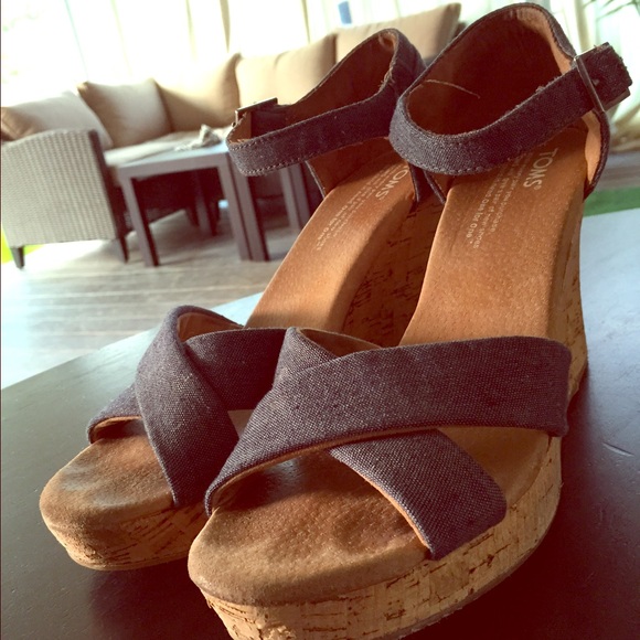 Toms sandals