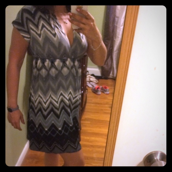 Size small silky material dress. New without tags