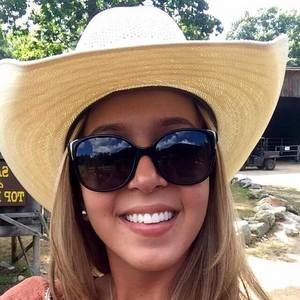 Meet your Posher, Nathalia