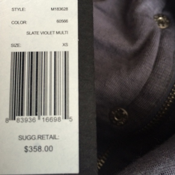 🚫SOLD ON MERCARI🚫 - Picture 3 of 4