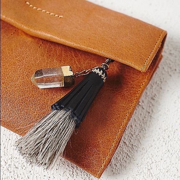 Free People Accessories - Free People horsehair + leather key chain w/Quartz