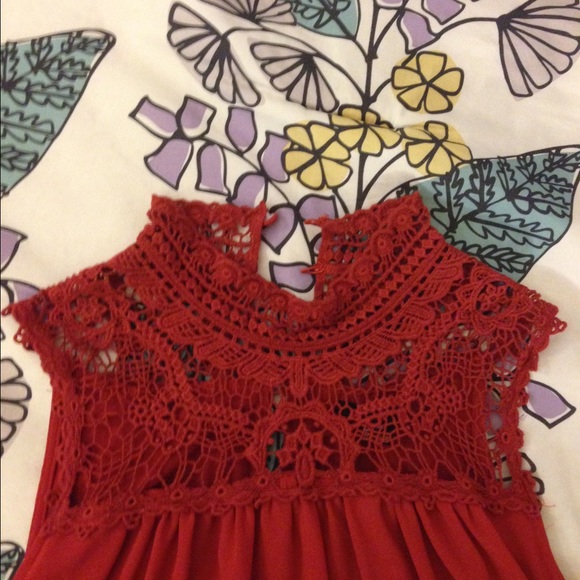 Blouse - Picture 2 of 3