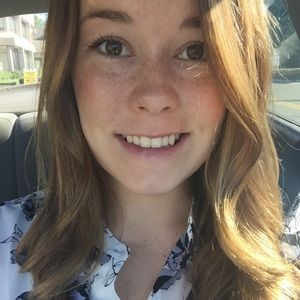 Meet your Posher, Alexis