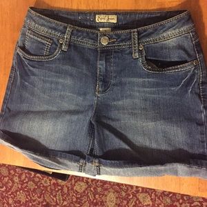 Cuffed Earl Jean Shorts