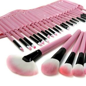 Makeup brush