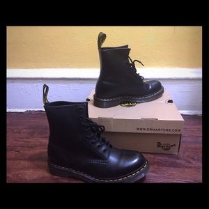 Dr.Martens Black Boots