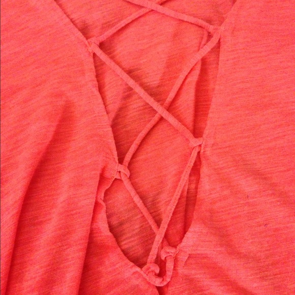 Peach shirt - Picture 3 of 4