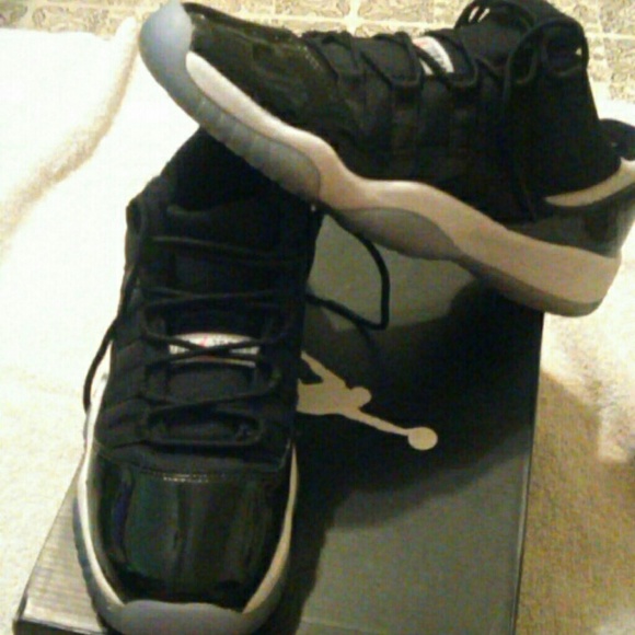 Infrared 11 low Jordans