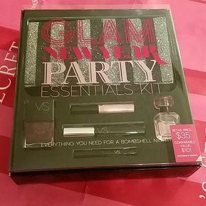 VS PINK Glam New Year Party Kit