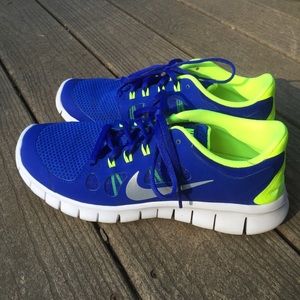Nike Free 5.0 Youth Size 7