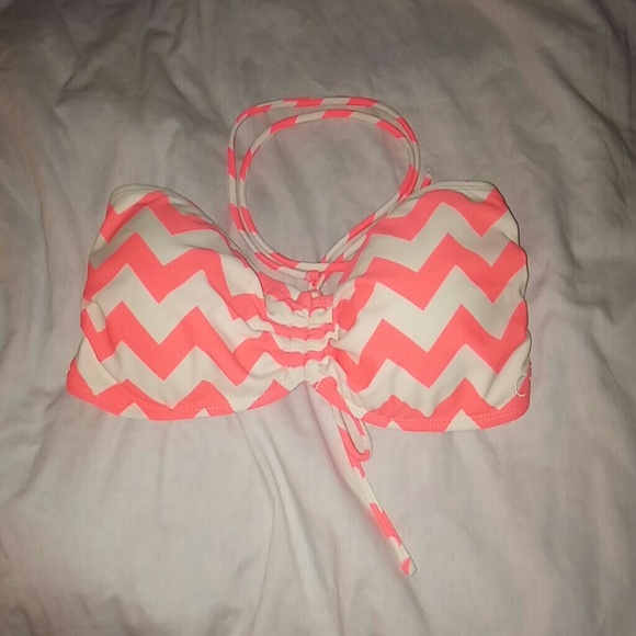 NWT Pink & white chevron swimsuit top