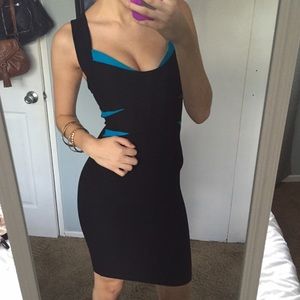 BLACK BODYCON DRESS
