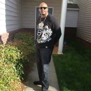 Meet your Posher, Dominic