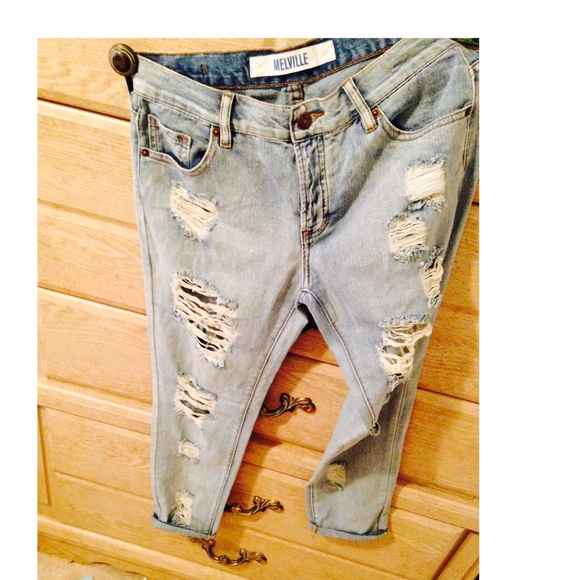 BRANDY MELVILLE BOYFRIEND JEAN