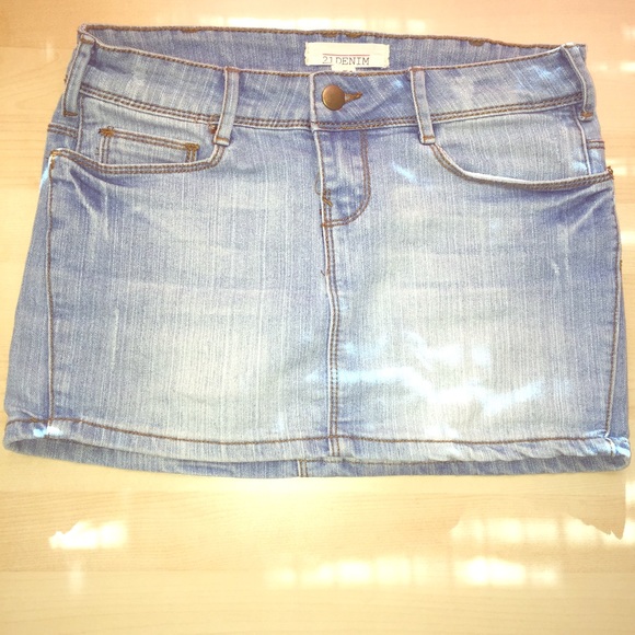 Forever 21 denim skirt 24