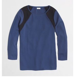 Quarter sleeve color block tee