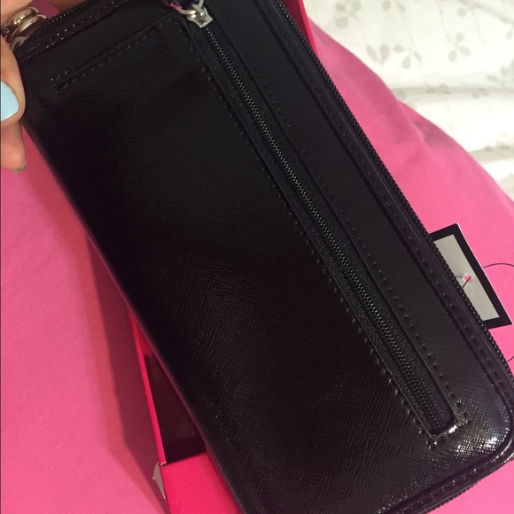 NINE WEST wallet - Picture 2 of 4