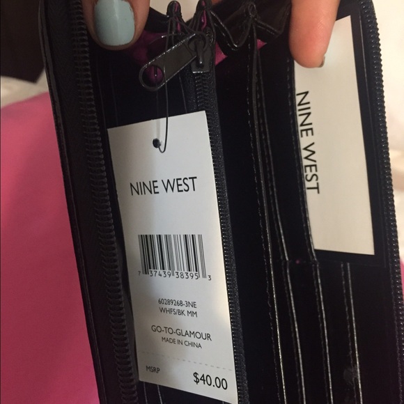 NINE WEST wallet - Picture 3 of 4