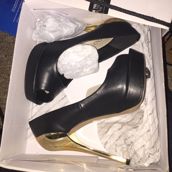 Worn once!!! Aldo heels