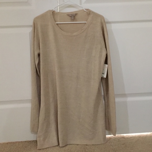 Girls sweater