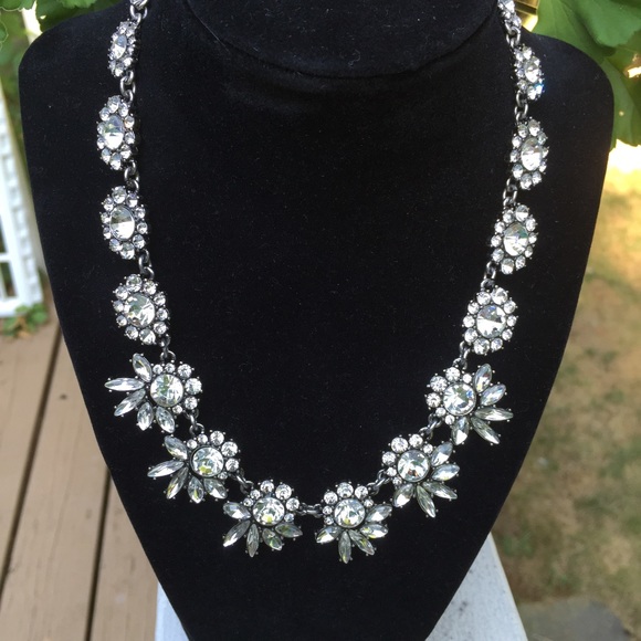 Sparkling Crystal Statement Necklace