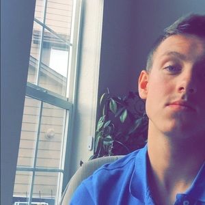 Meet your Posher, Christian