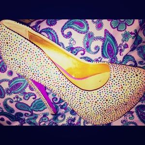 Taylor Says "Starlight" 8 1/2 used