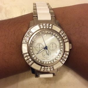 White & Sliver watch